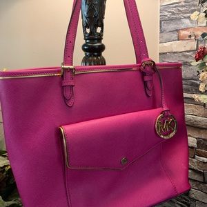 Michael Kors Purse 👛